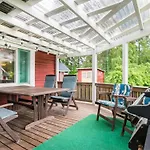 펜션 Teerentupa By Interhome *